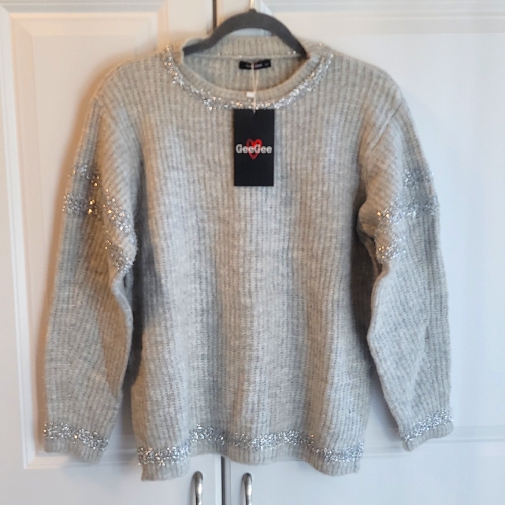 NWT GeeGee Light Gray and Tinsel Holiday Sweater size Medium